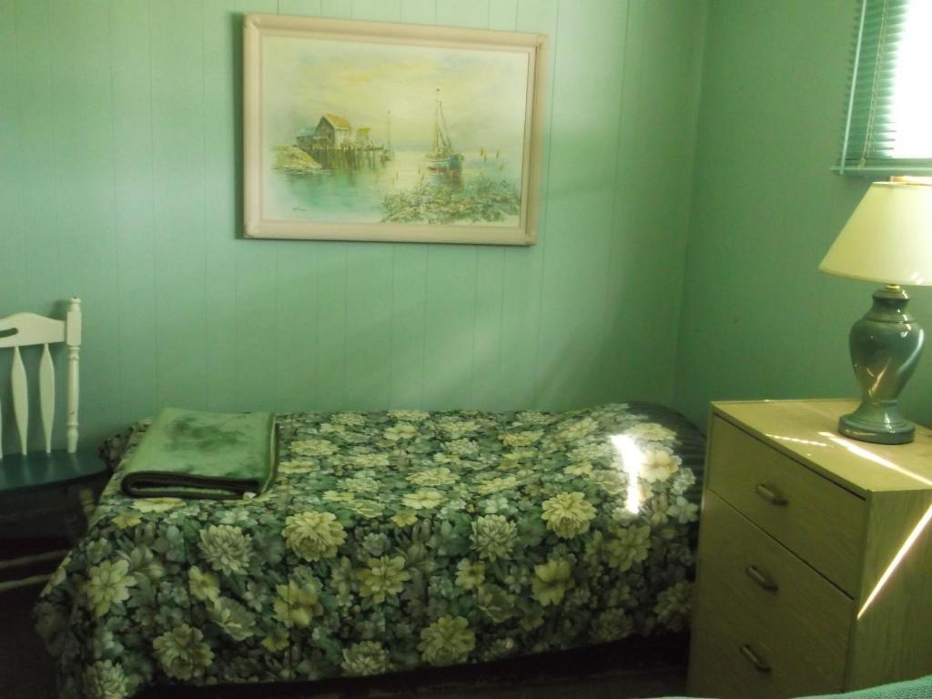 Chalkley'S Sandy Bay Cottage Resort Nipissing Beach ภายนอก รูปภาพ