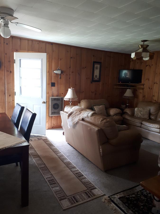 Chalkley'S Sandy Bay Cottage Resort Nipissing Beach ภายนอก รูปภาพ