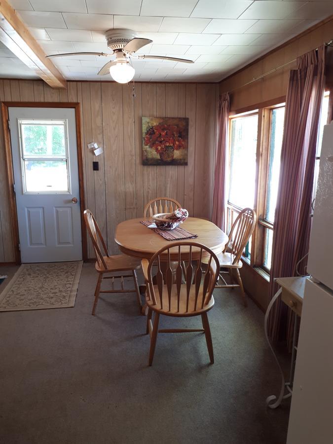 Chalkley'S Sandy Bay Cottage Resort Nipissing Beach ภายนอก รูปภาพ